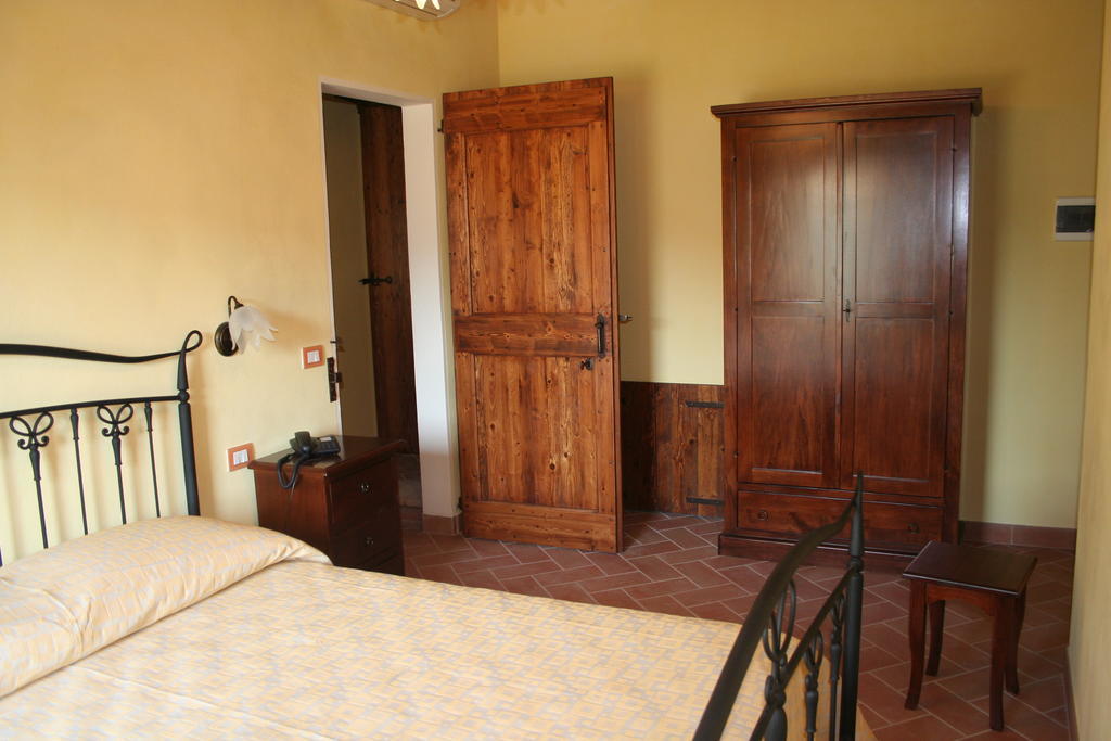 Agriturismo Il Casale Pergola Esterno foto