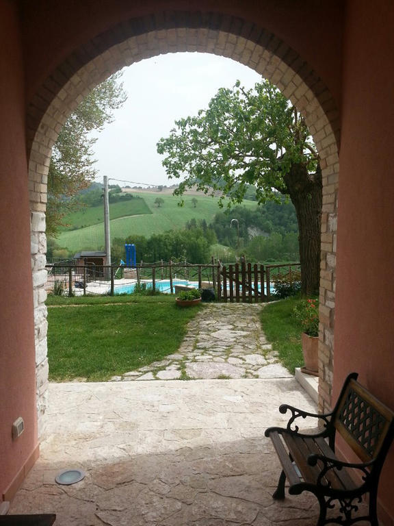 Agriturismo Il Casale Pergola Esterno foto